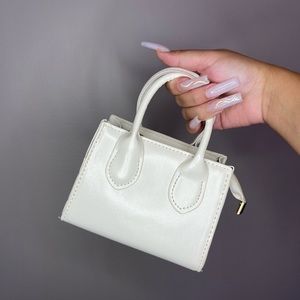 MINI BAGS FROM TIFF